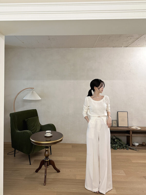 Pleated Wide-Leg Trousers