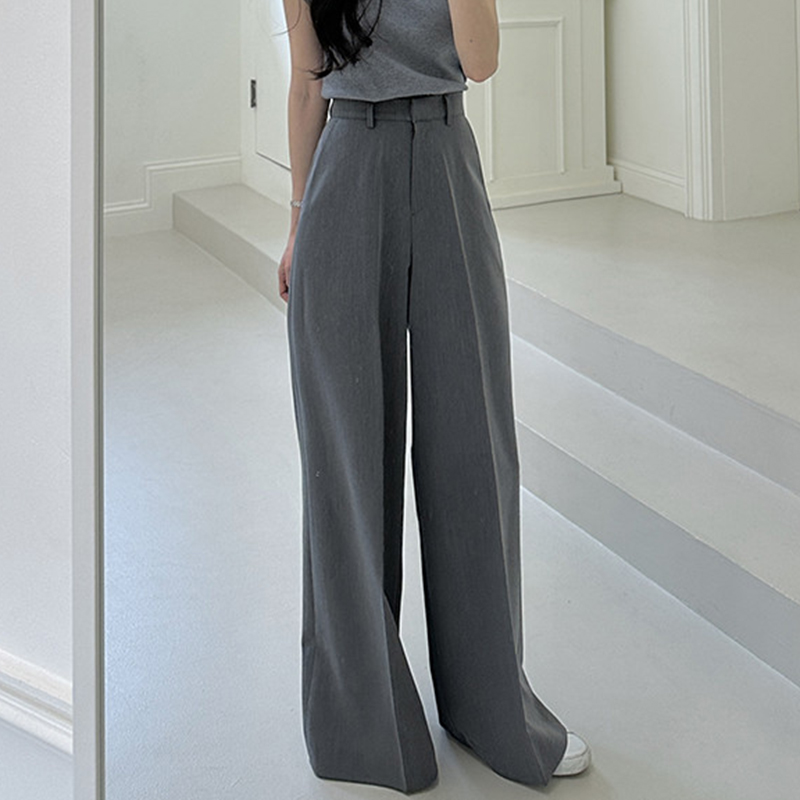 Grey pleated wide-leg trousers